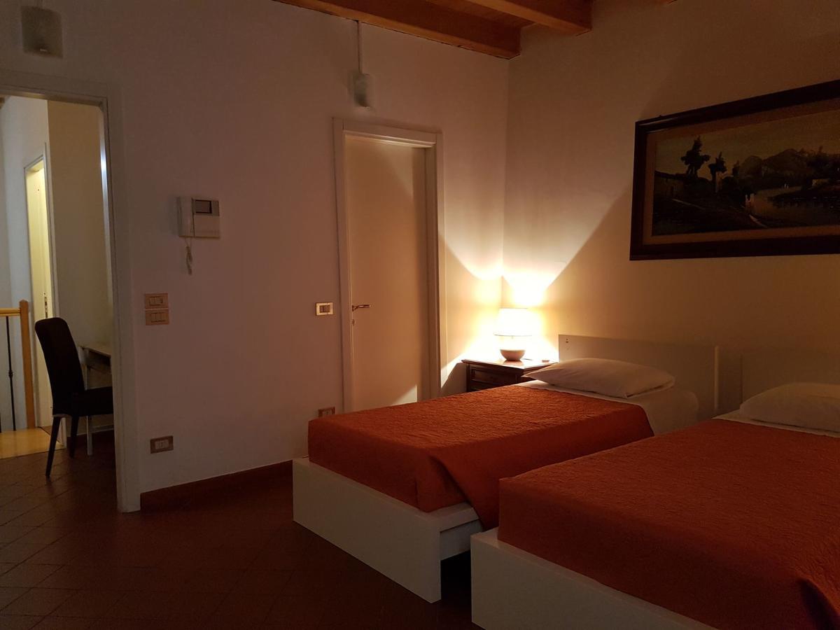 Domus Nova Residenza Il B&B Mantua Exterior foto