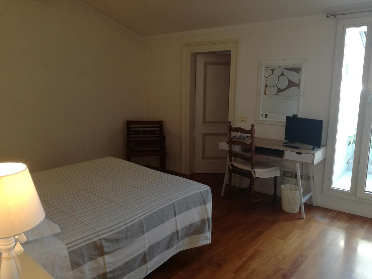Domus Nova Residenza Il B&B Mantua Exterior foto