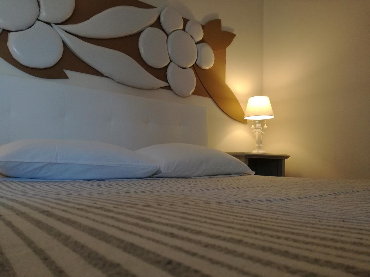Domus Nova Residenza Il B&B Mantua Exterior foto