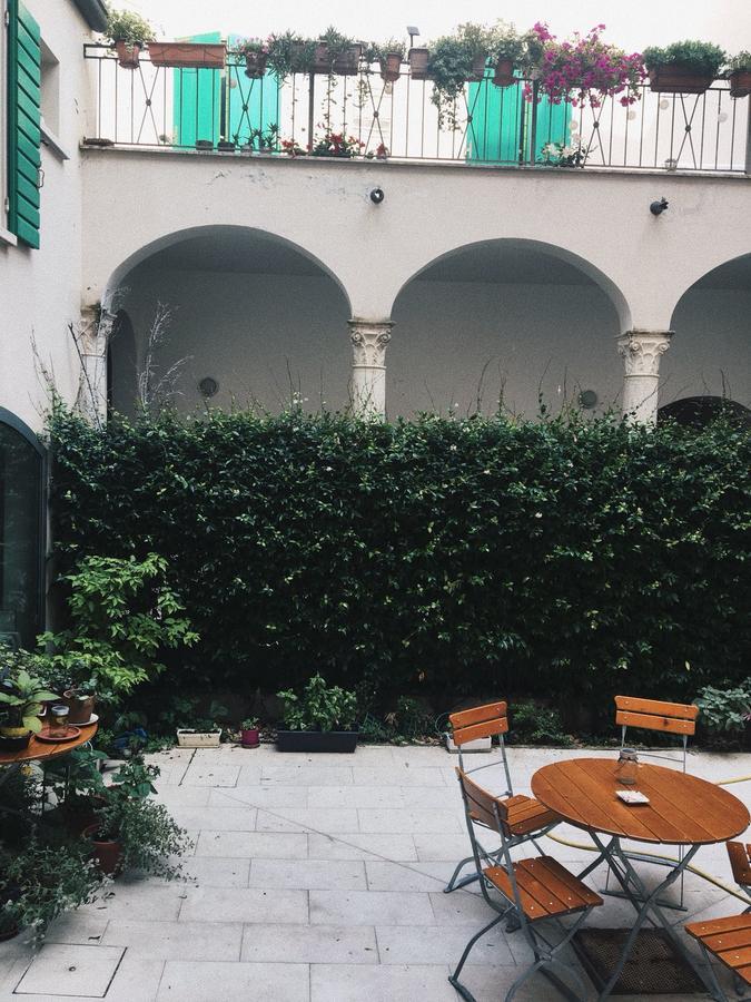 Domus Nova Residenza Il B&B Mantua Exterior foto
